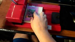 How to use a sizzix machine [upl. by Gusella]